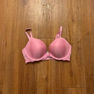 Victoria’s Secret push up bra